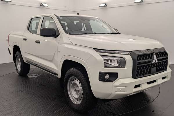 2025 Mitsubishi Triton GLX MV 4X4