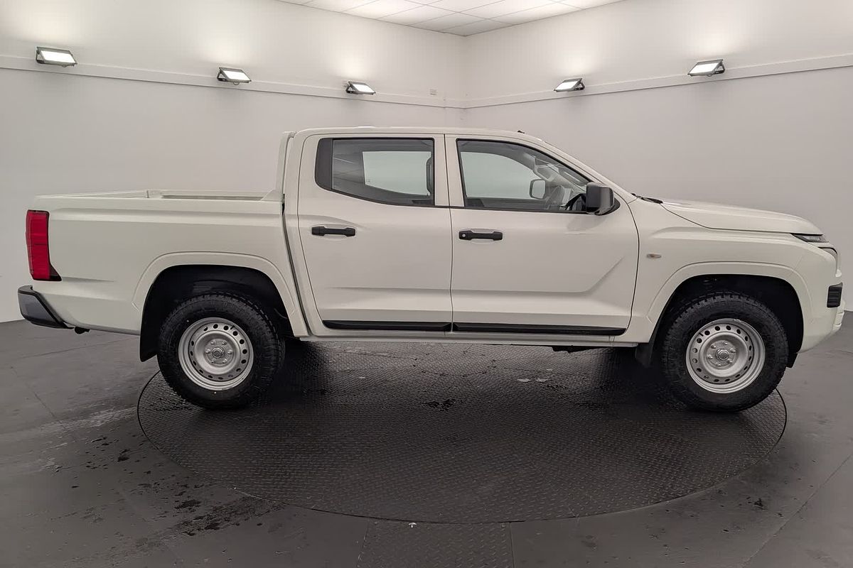 2025 Mitsubishi Triton GLX MV 4X4