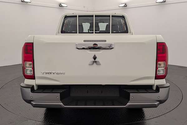 2025 Mitsubishi Triton GLX MV 4X4