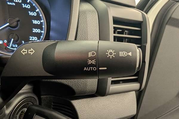 2025 Mitsubishi Triton GLX MV 4X4