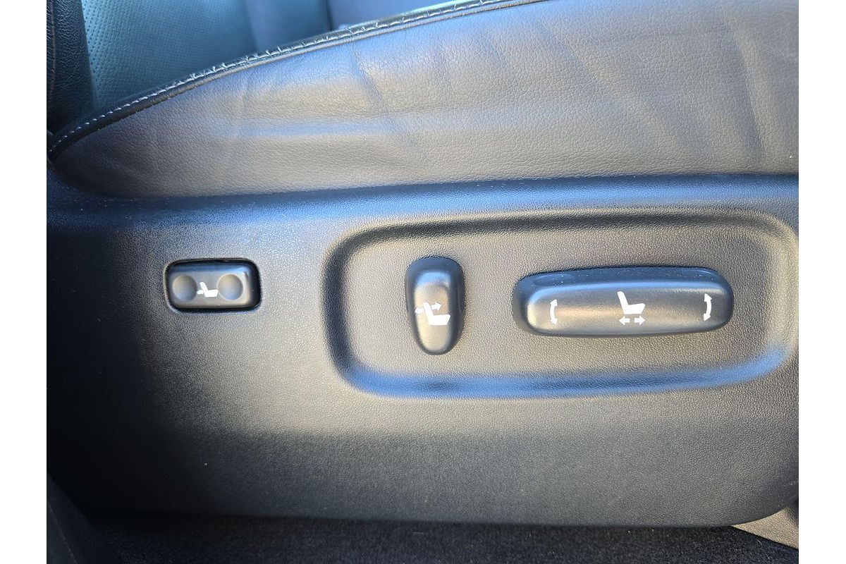 2020 Toyota Landcruiser VX VDJ200R