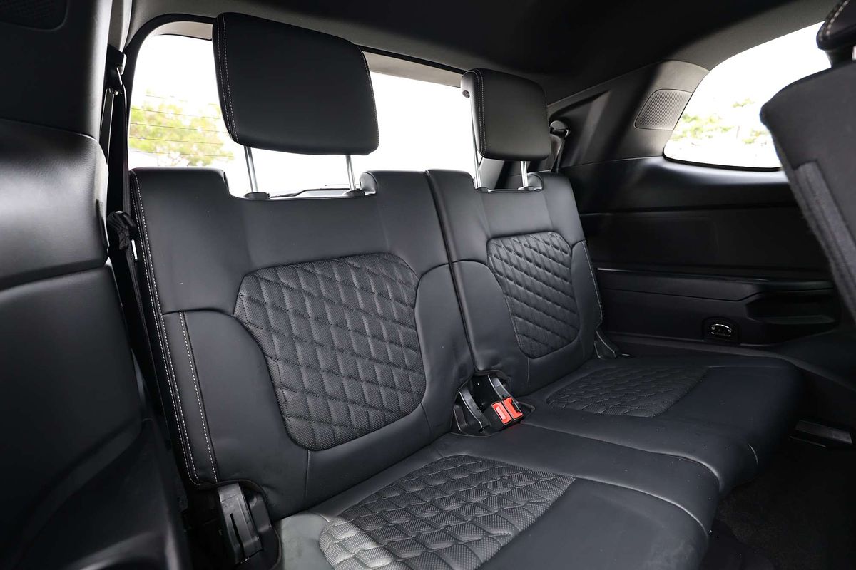 2022 Ford Everest Platinum 3.0L