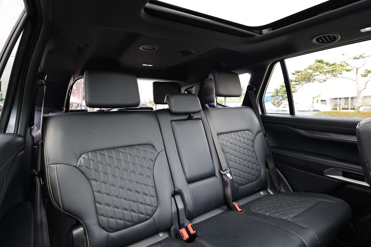 2022 Ford Everest Platinum 3.0L