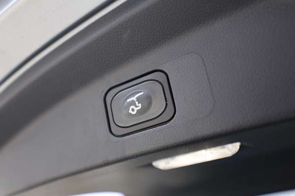 2022 Ford Everest Platinum 3.0L