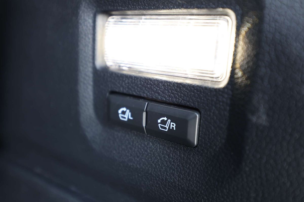 2022 Ford Everest Platinum 3.0L