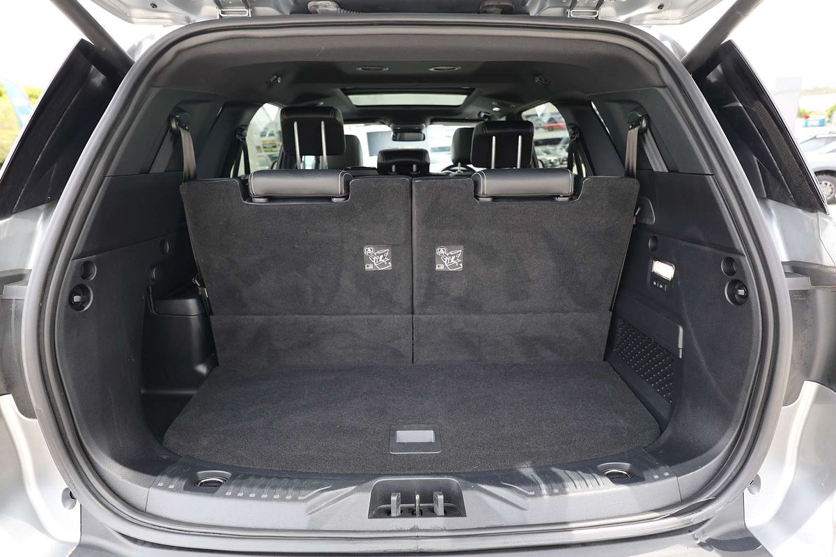 2022 Ford Everest Platinum 3.0L