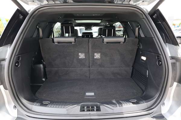 2022 Ford Everest Platinum 3.0L