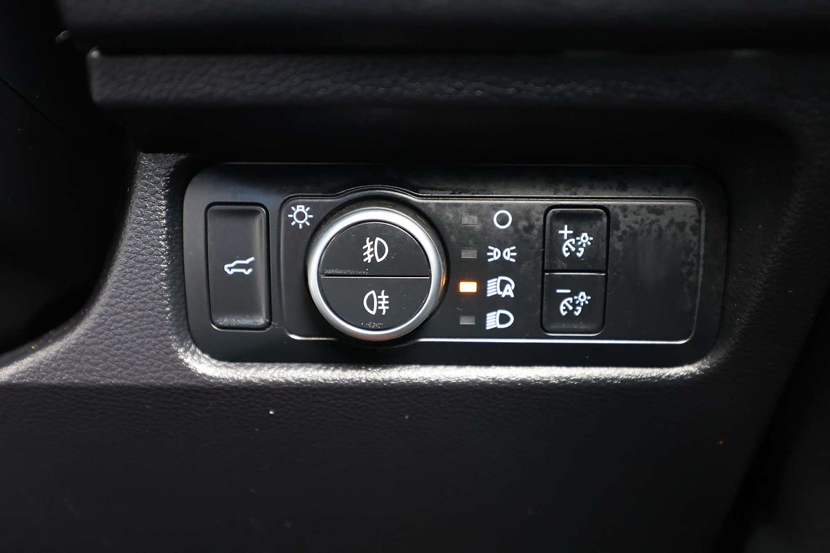 2022 Ford Everest Platinum 3.0L