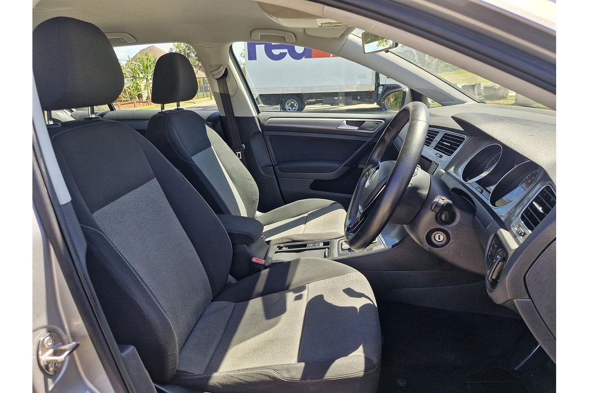 2014 Volkswagen Golf 90TSI 7