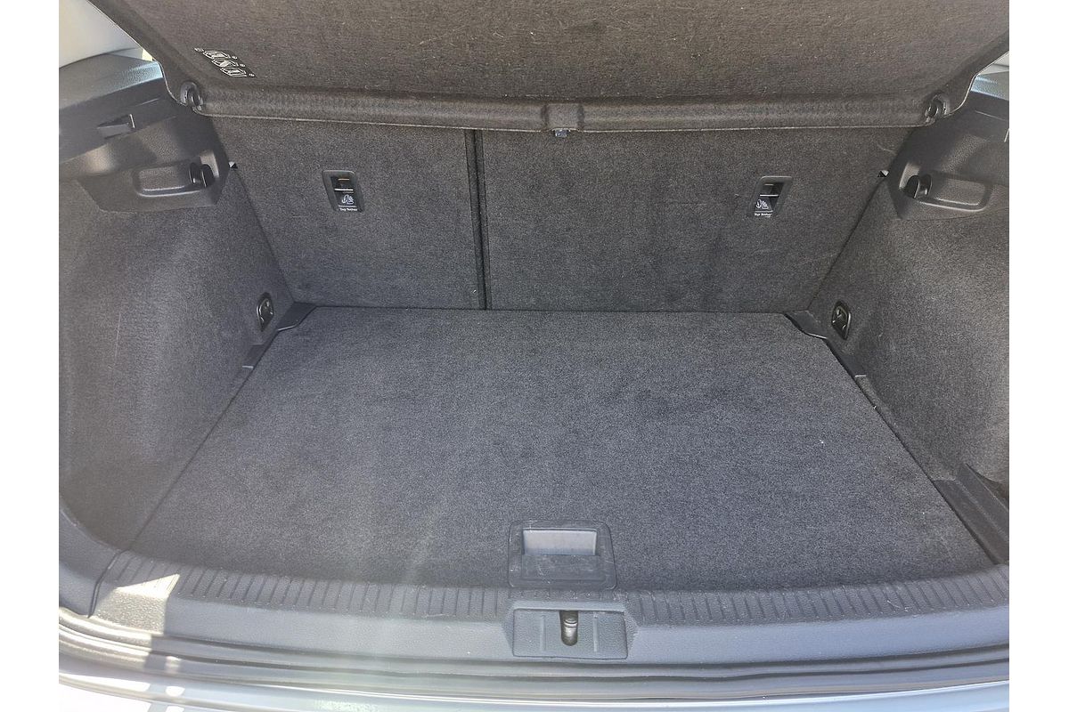 2014 Volkswagen Golf 90TSI 7