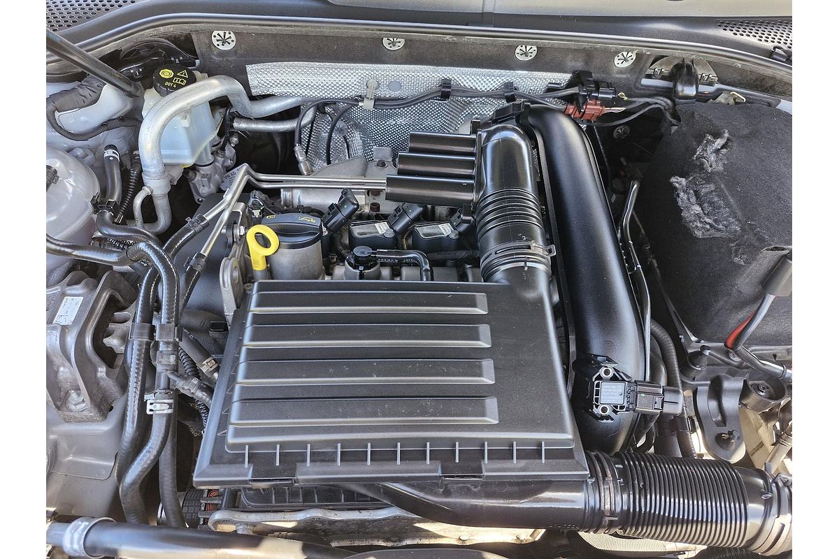 2014 Volkswagen Golf 90TSI 7