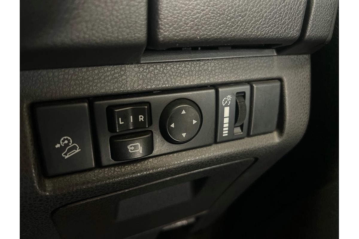 2017 Isuzu MU-X LS-T