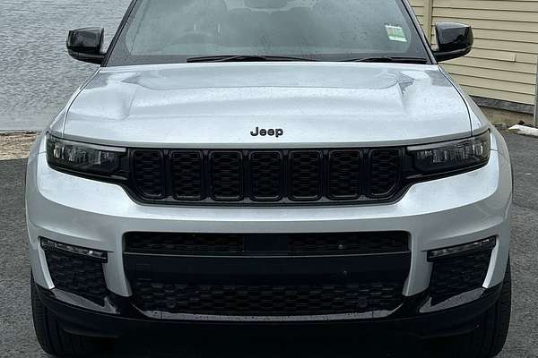 2025 Jeep Grand Cherokee Night Eagle WL