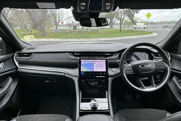 2025 Jeep Grand Cherokee Night Eagle WL
