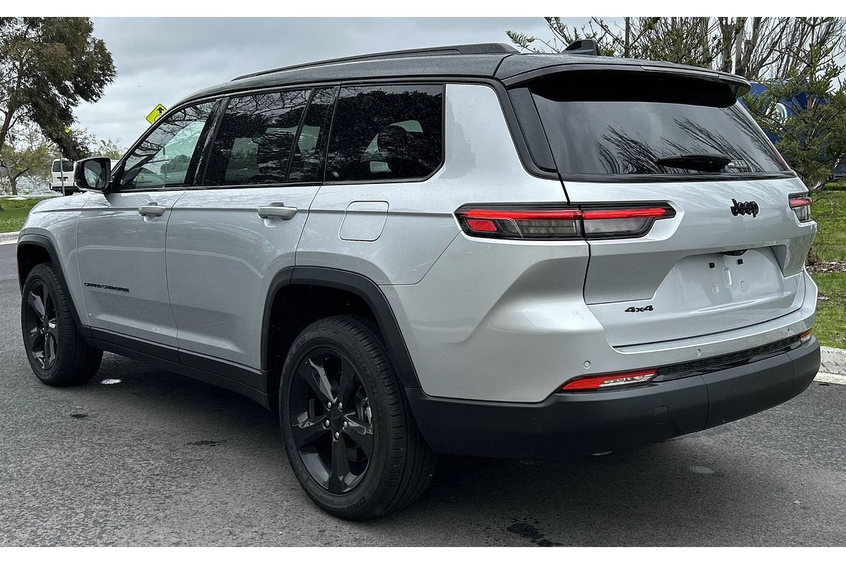 2025 Jeep Grand Cherokee Night Eagle WL