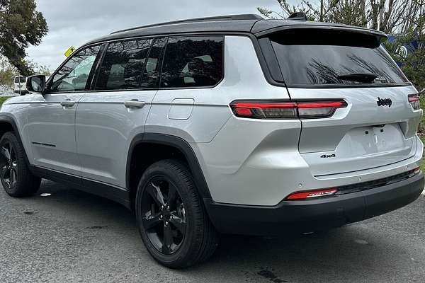 2025 Jeep Grand Cherokee Night Eagle WL