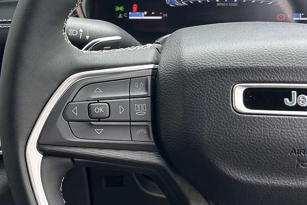 2025 Jeep Grand Cherokee Night Eagle WL