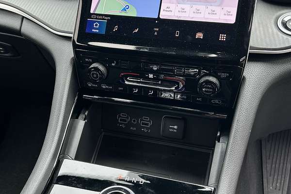 2025 Jeep Grand Cherokee Night Eagle WL