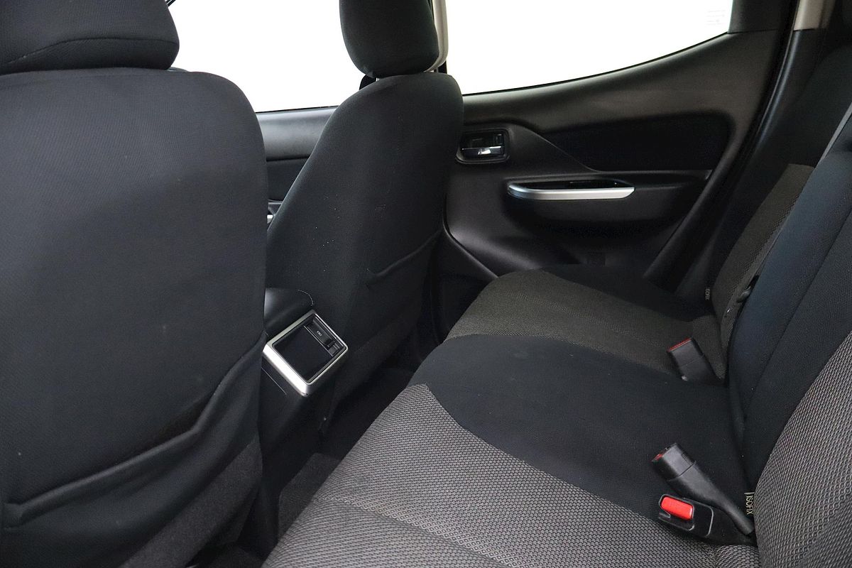 2021 Mitsubishi Triton GLS MR 4X4