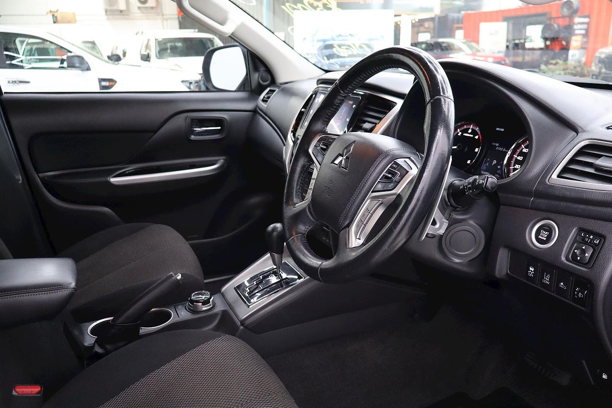 2021 Mitsubishi Triton GLS MR 4X4