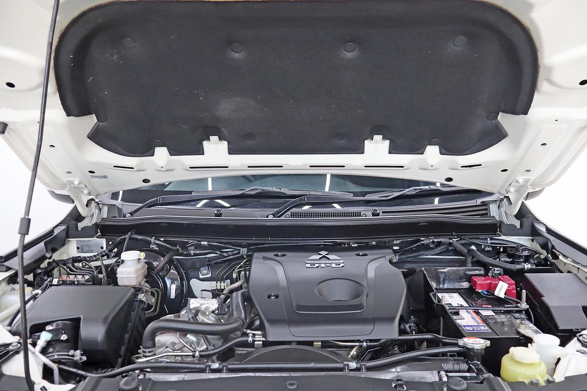 2021 Mitsubishi Triton GLS MR 4X4