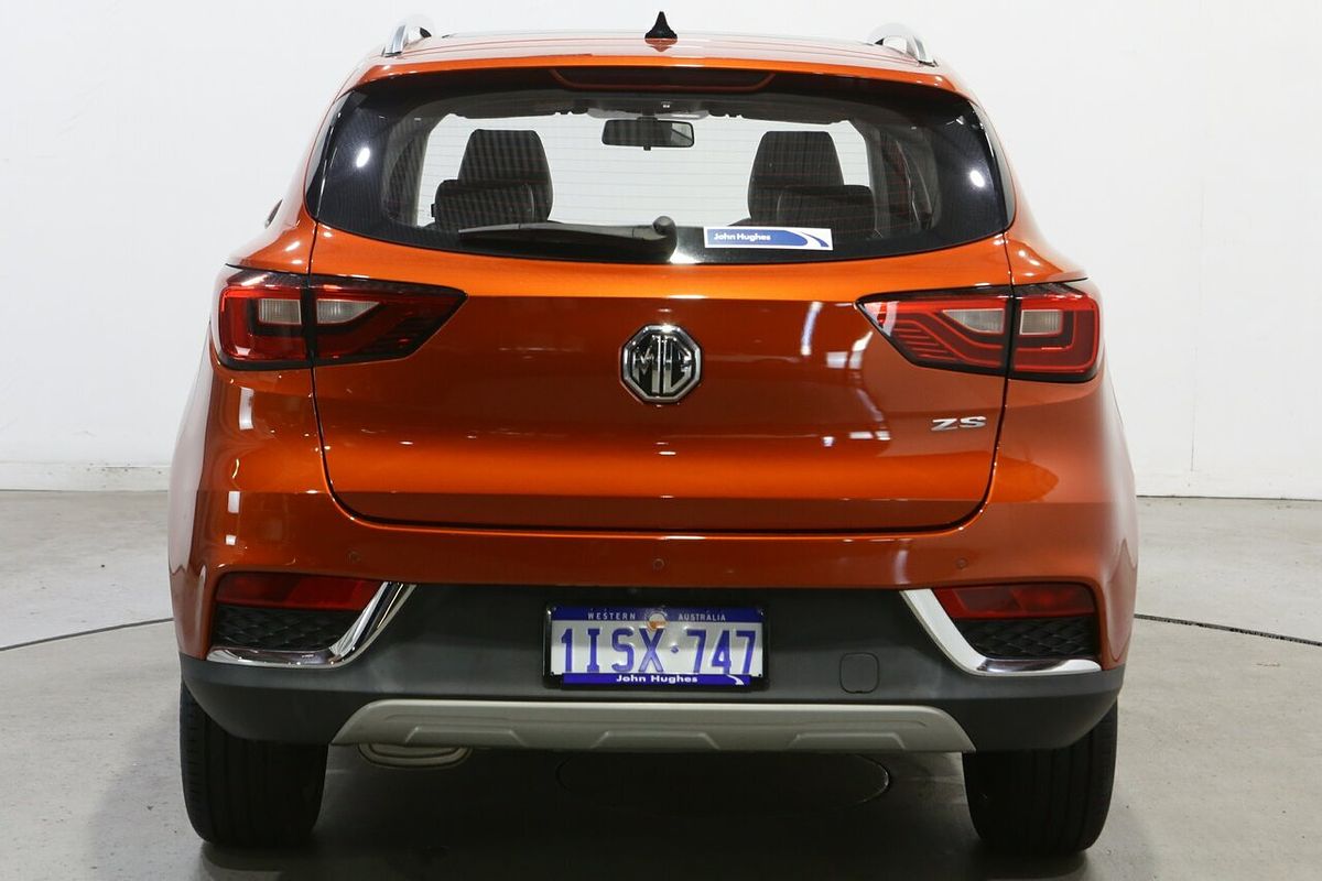 2018 MG ZS Essence AZS1