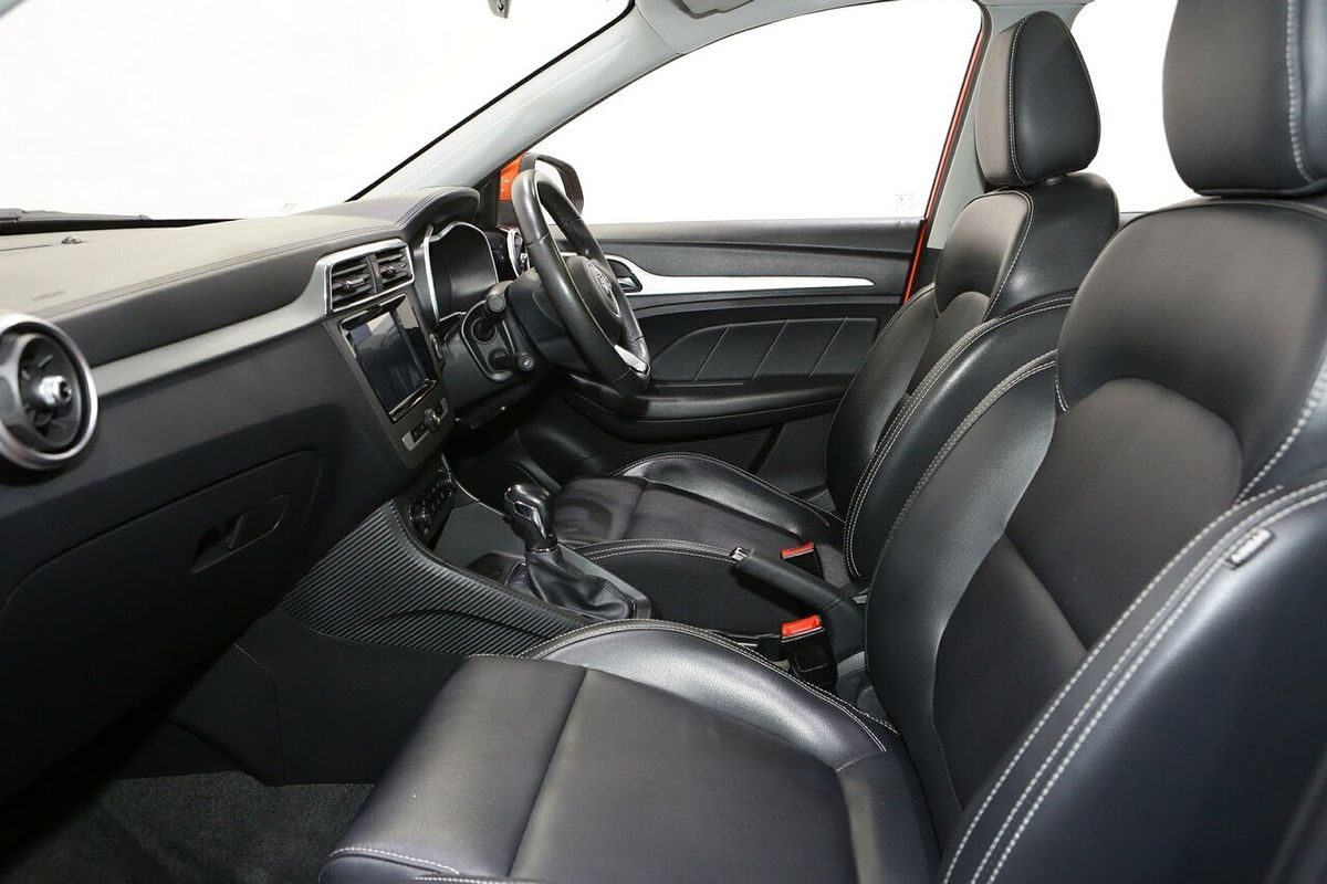 2018 MG ZS Essence AZS1