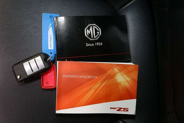 2018 MG ZS Essence AZS1