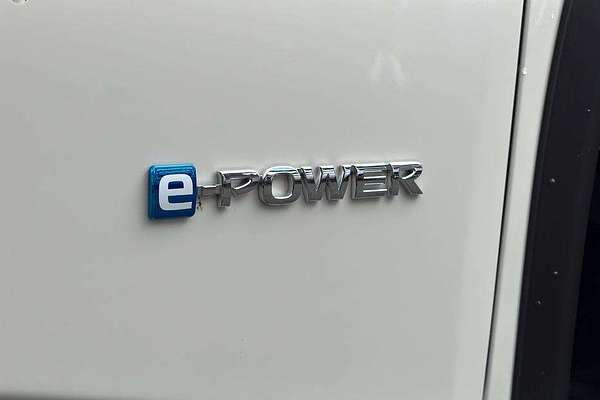 2025 Nissan X-TRAIL ST-L e-POWER T33