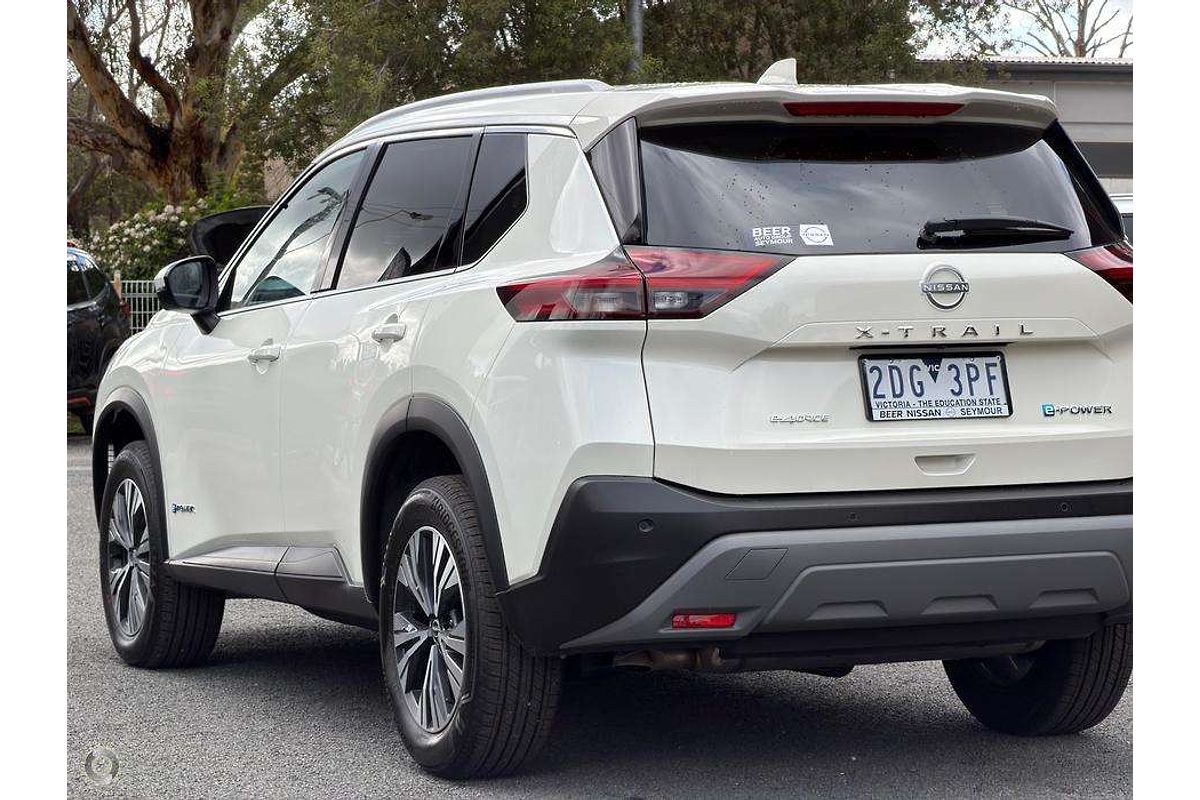 2025 Nissan X-TRAIL ST-L e-POWER T33