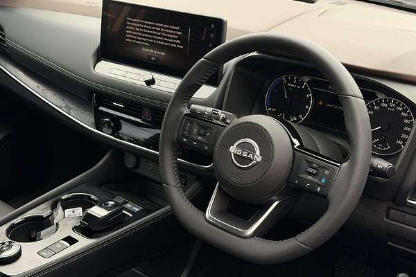 2025 Nissan X-TRAIL ST-L e-POWER T33