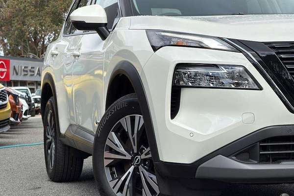 2025 Nissan X-TRAIL ST-L e-POWER T33