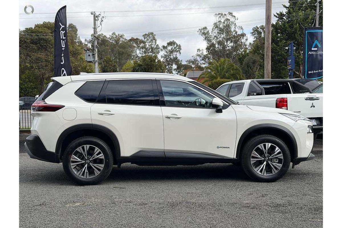 2025 Nissan X-TRAIL ST-L e-POWER T33