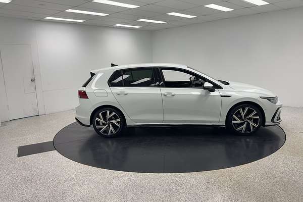 2021 Volkswagen Golf 110TSI R-Line 8
