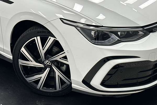 2021 Volkswagen Golf 110TSI R-Line 8