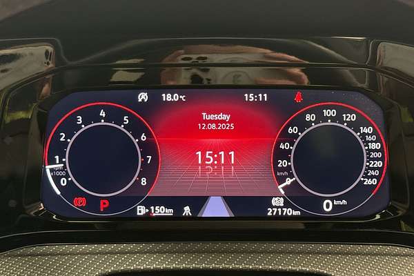 2021 Volkswagen Golf 110TSI R-Line 8