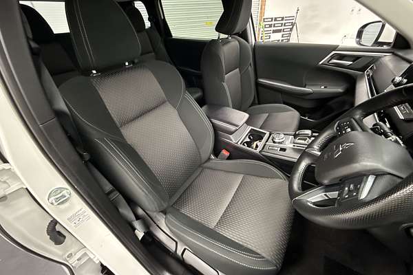 2023 Mitsubishi Outlander LS ZM
