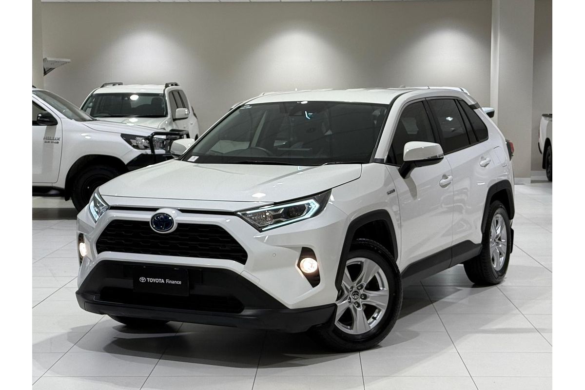 2020 Toyota RAV4 GX AXAH54R