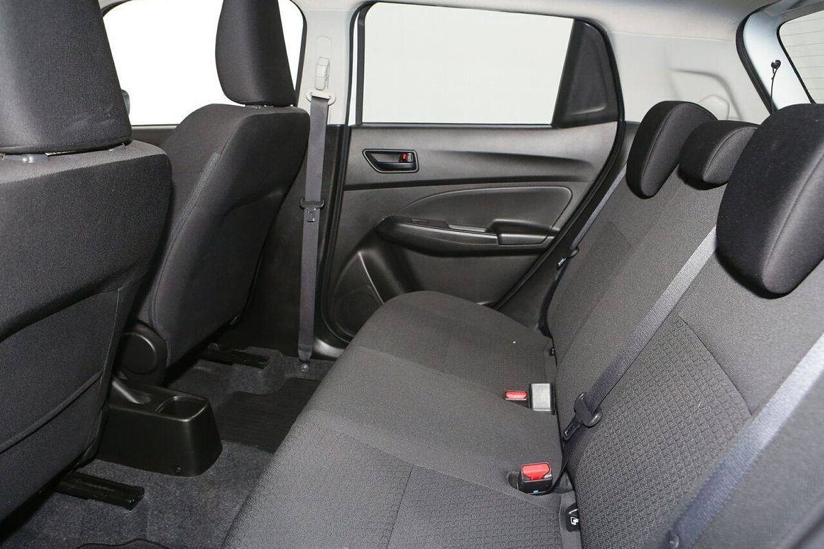 2018 Suzuki Swift GL Navigator AZ