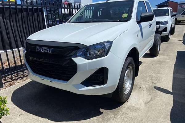 2025 Isuzu D-MAX SX 4X4