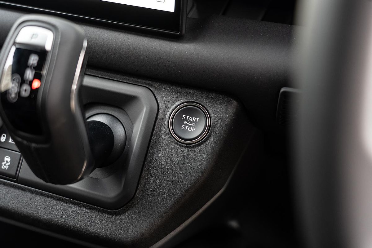 2025 Land Rover Defender 110 D350 X-Dynamic SE L663