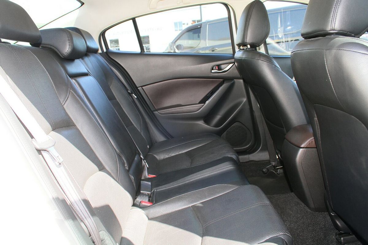 2018 Mazda 3 SP25 BN Series