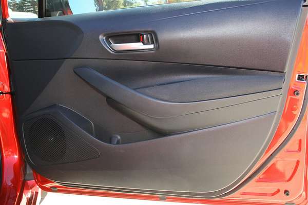 2020 Toyota Corolla SX Hybrid ZWE211R