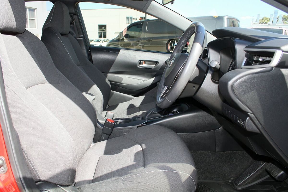 2020 Toyota Corolla SX Hybrid ZWE211R