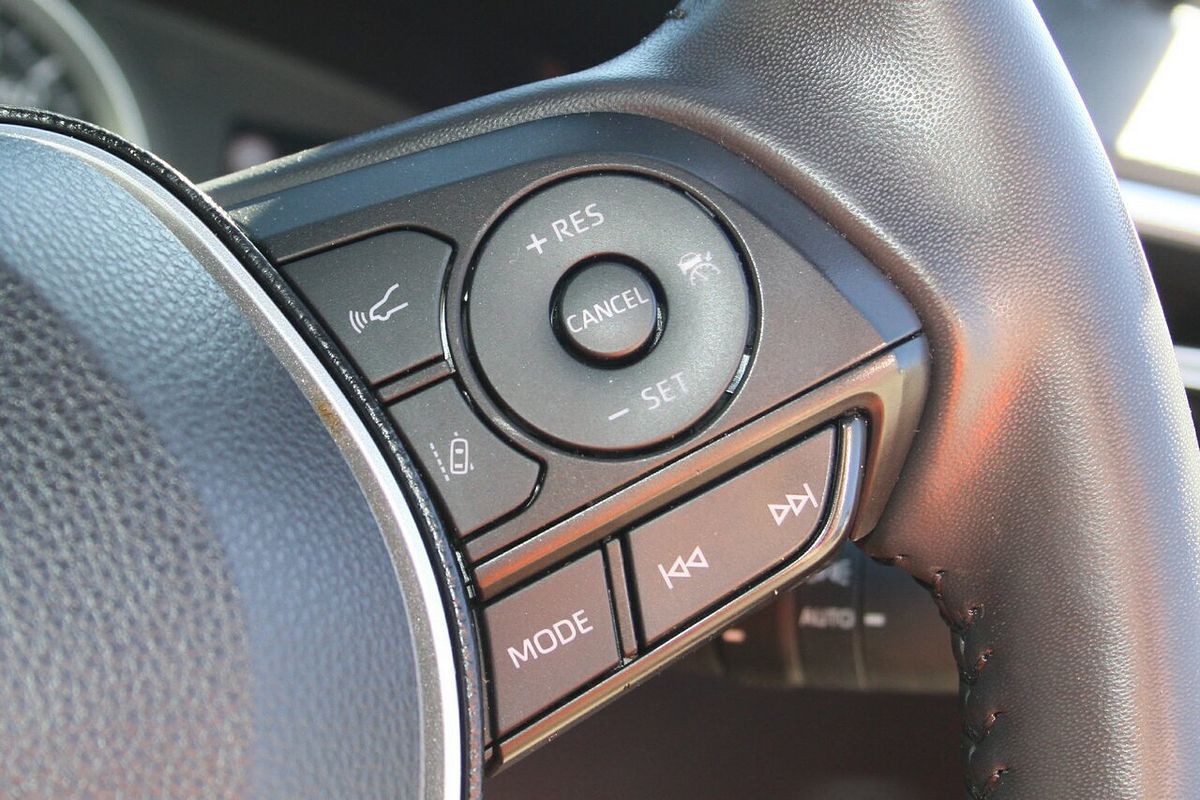 2020 Toyota Corolla SX Hybrid ZWE211R