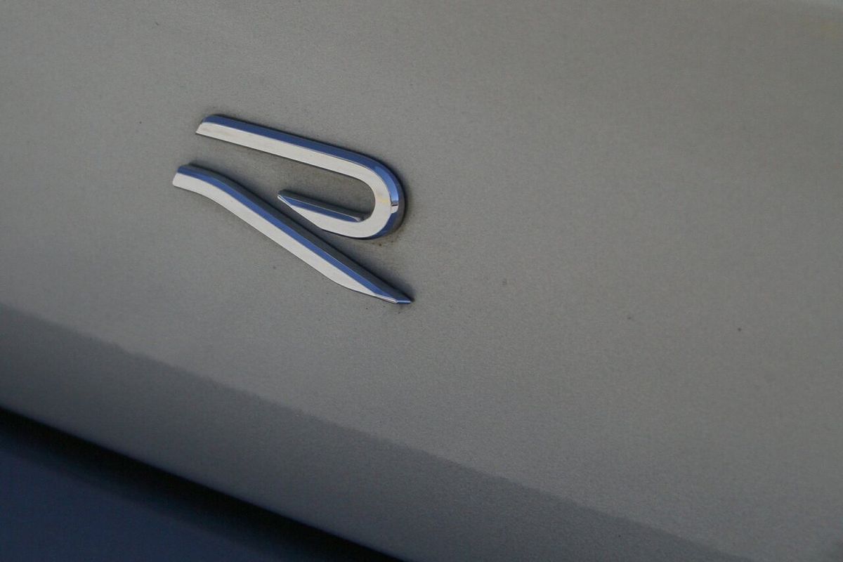 2023 Volkswagen T-Roc R D11