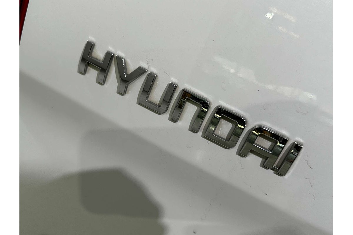 2019 Hyundai iLoad  TQ4