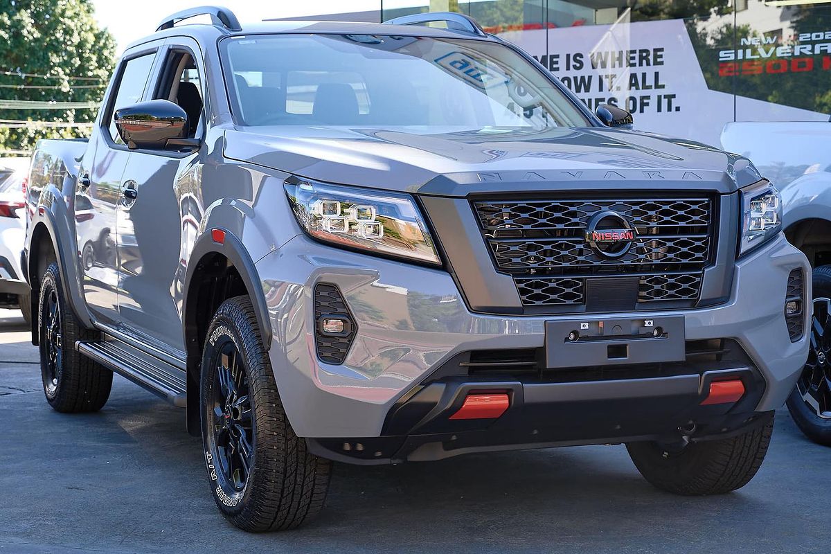 2025 Nissan Navara PRO-4X D23 4X4