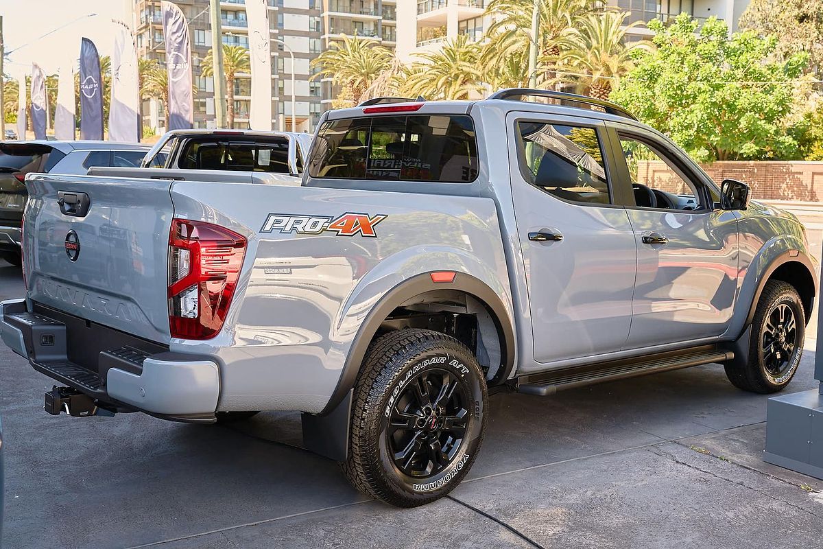 2025 Nissan Navara PRO-4X D23 4X4
