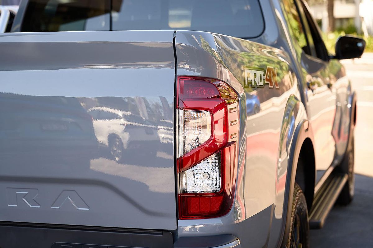 2025 Nissan Navara PRO-4X D23 4X4